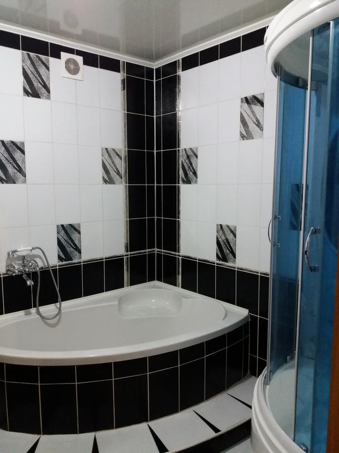 3-К Квартира Apartment Ivano-Frankivsk Exterior foto